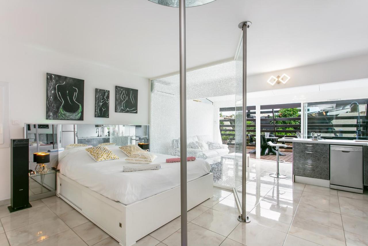 Village Naturiste R4N - La Villa Shimmer Luxe แอกด์ ภายนอก รูปภาพ